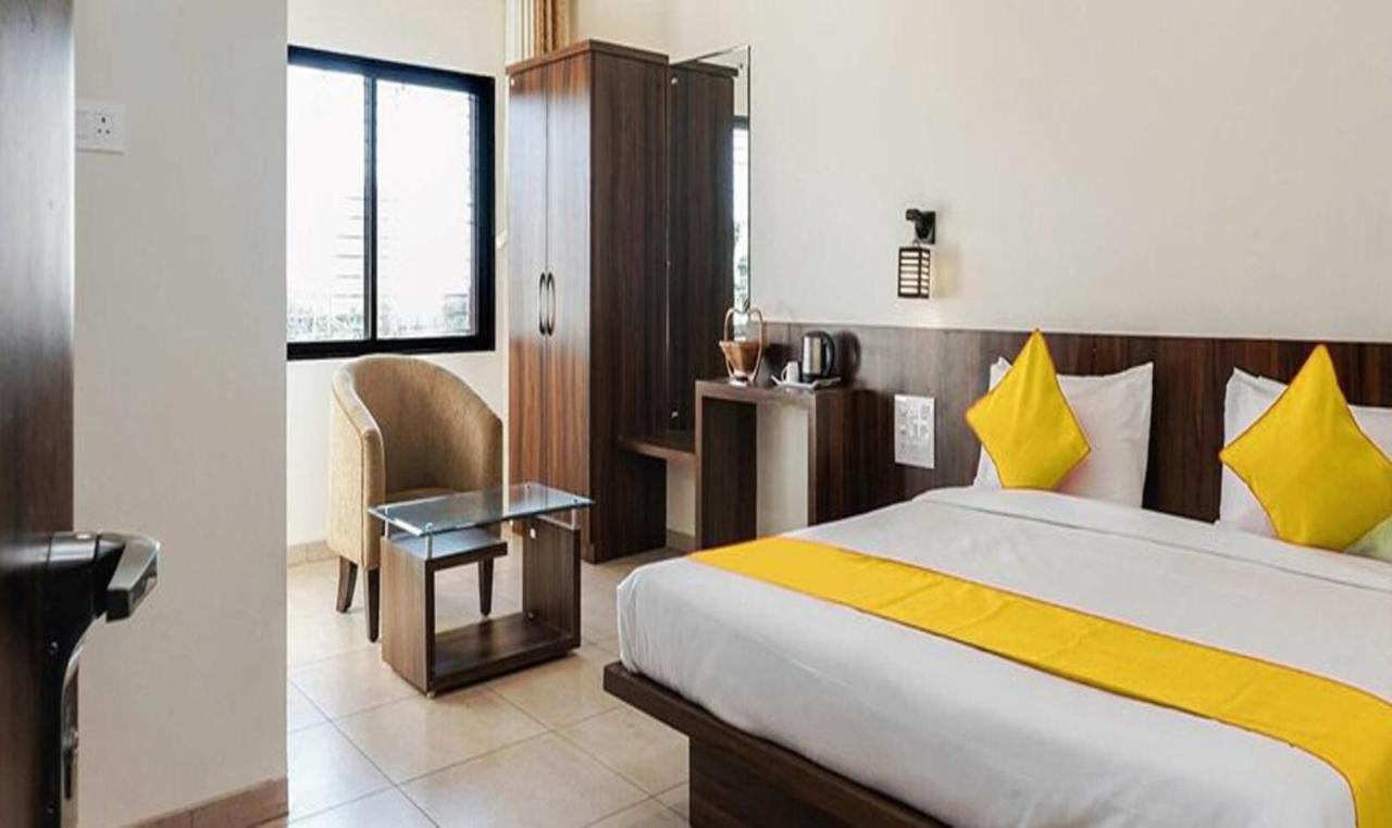 Fabhotel Karishma Palace Supe Exterior photo