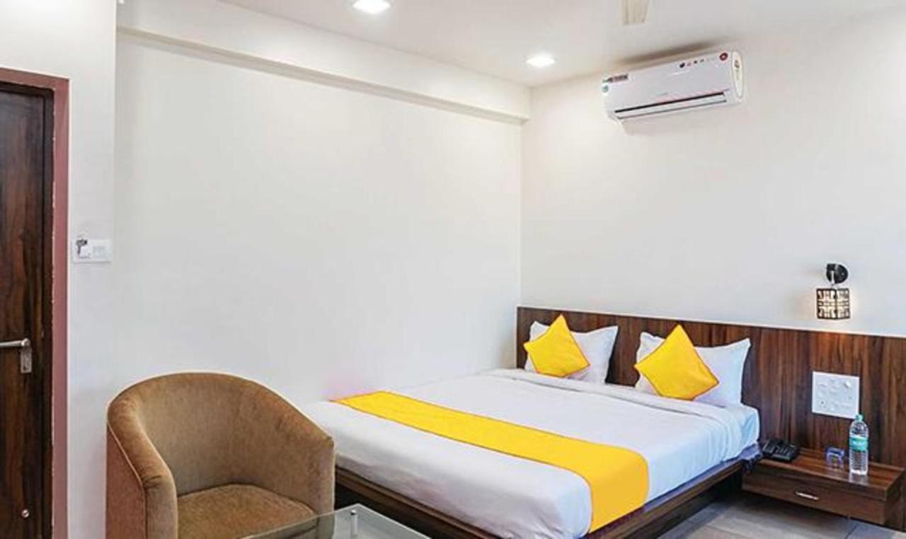 Fabhotel Karishma Palace Supe Exterior photo